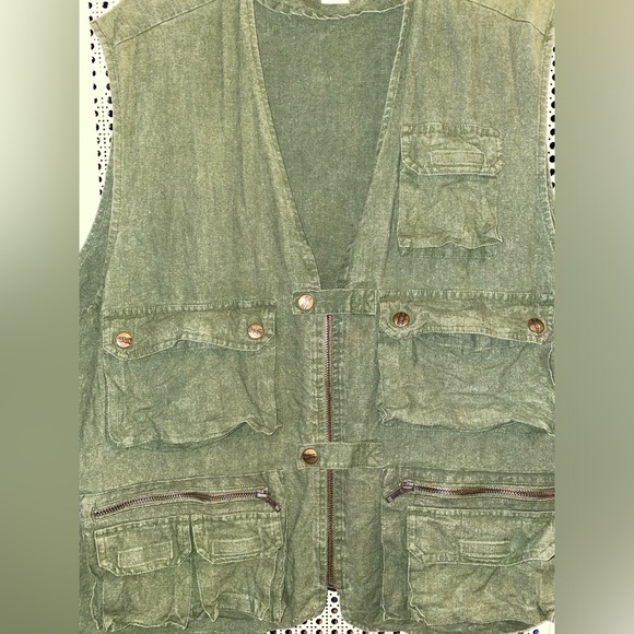 Protest Clothing Multiple Purpose Vest. - Picture 2 of 11